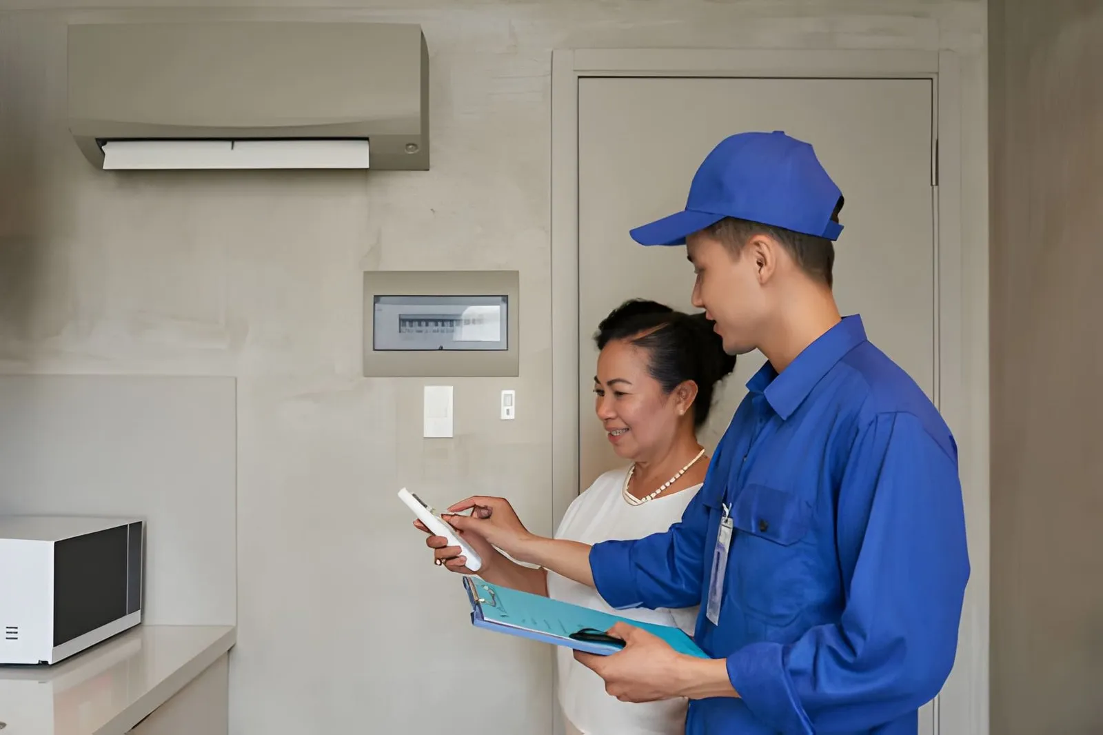 Key Factors to Consider Before Choosing an Air Conditioning Replacement Contractor